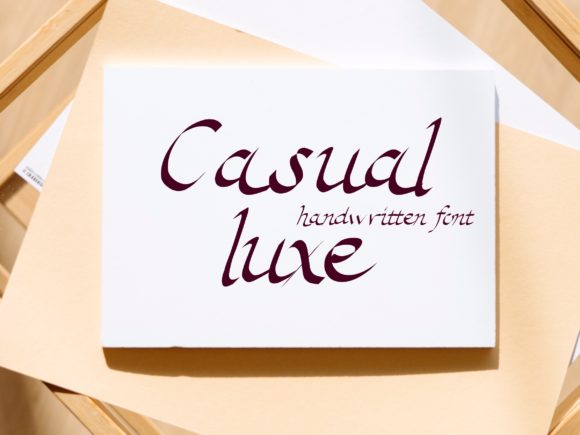 Casual Luxe: A Premium Script Font for Modern Web Design